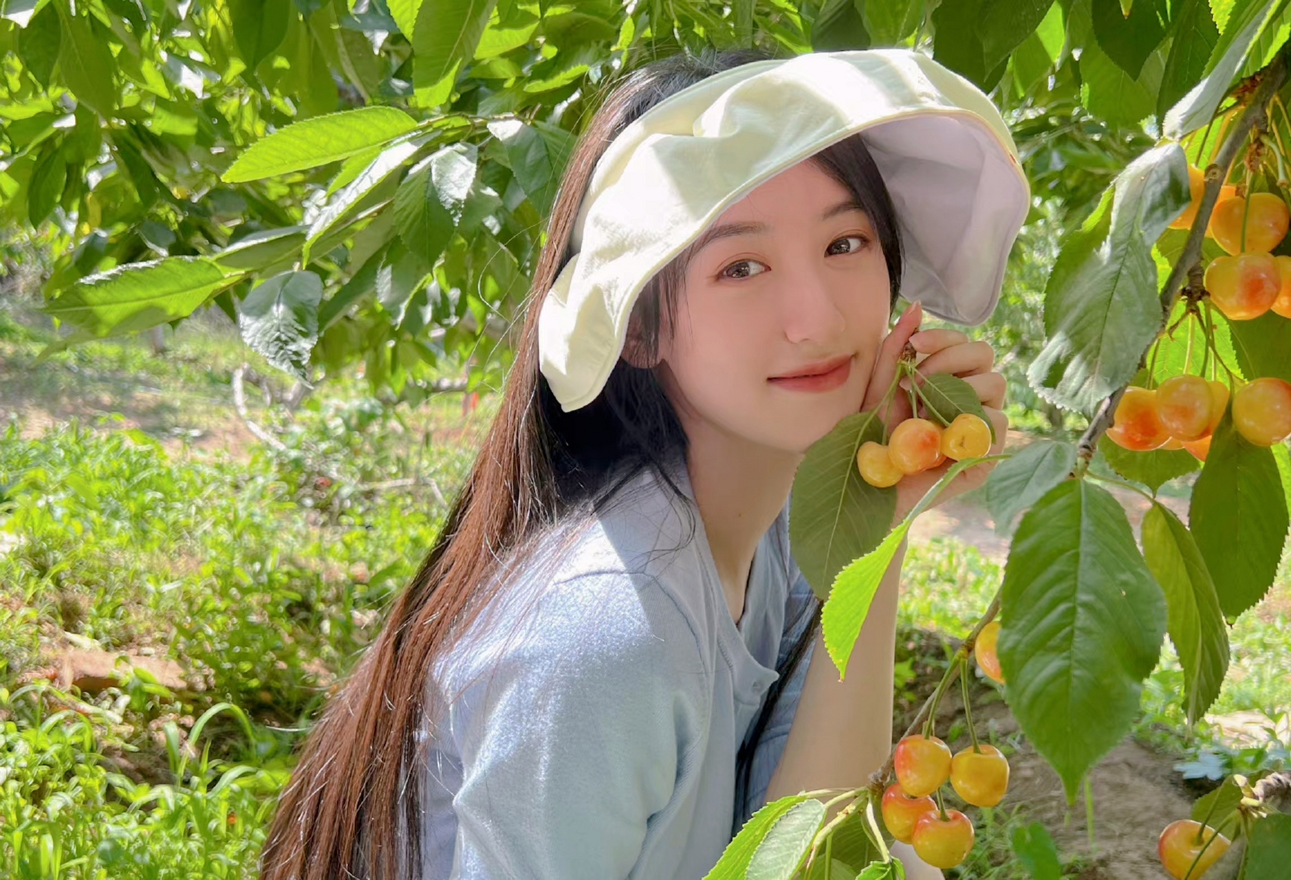 周婷